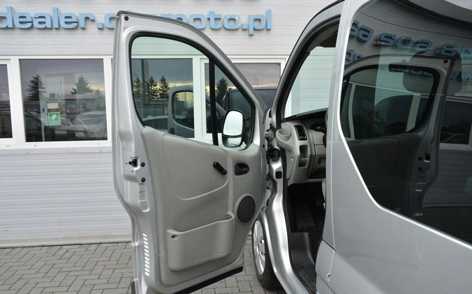 Renault Trafic cena 28900 przebieg: 278000, rok produkcji 2007 z Hrubieszów małe 379